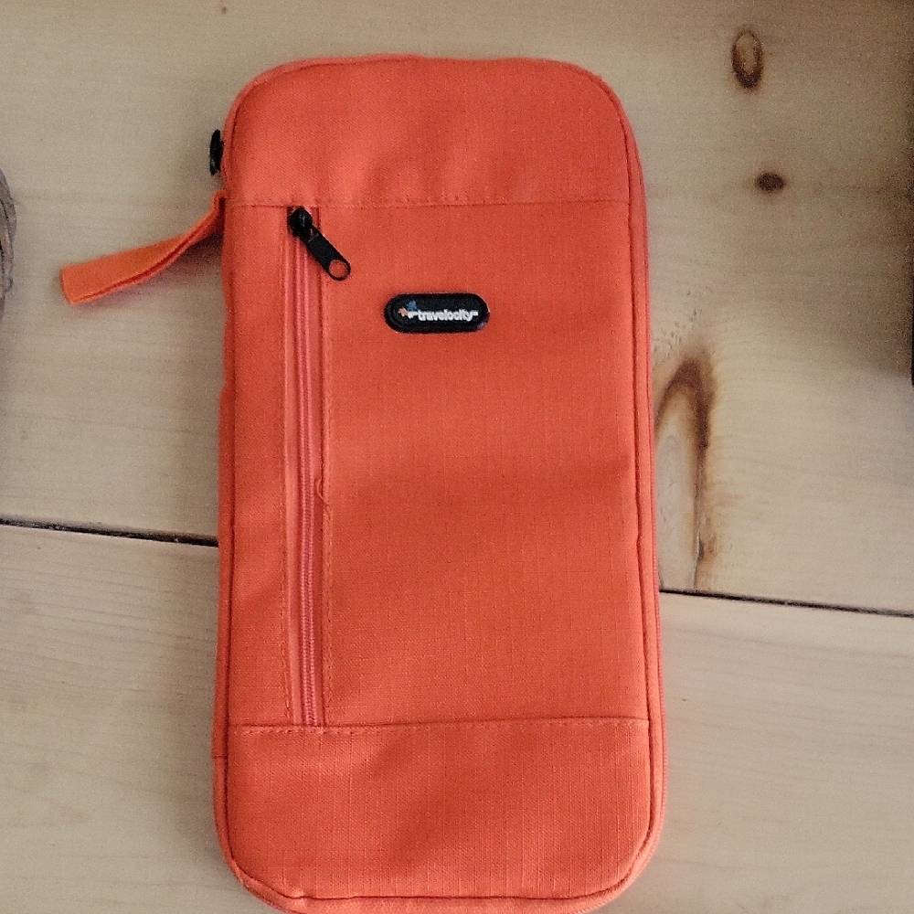 Orange Travelocity Travel Wallet